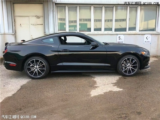 放荡不羁 平行进口18款福特野马试驾