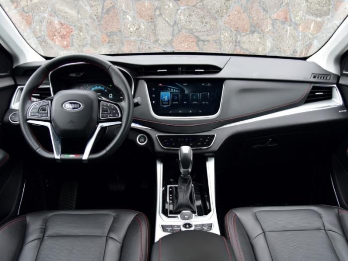 为年轻而来 SWM斯威G01 1.5T自动试驾