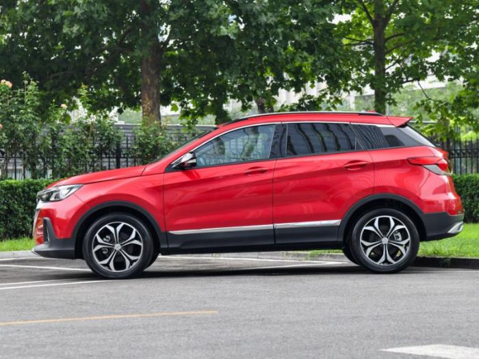 主打AI智能系统 新北汽绅宝X55抢先体验