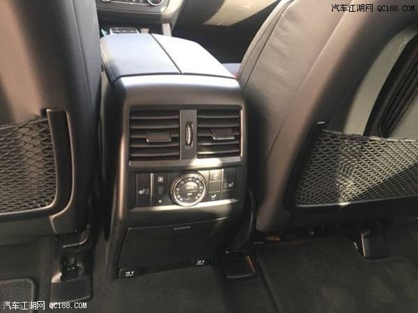 平行进口2018款奔驰GLS500墨版性能体验