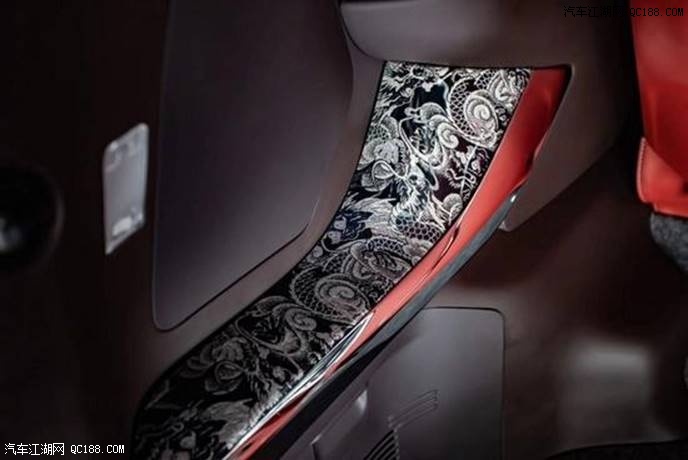 19款丰田埃尔法改装版蒙娜丽莎最新实拍