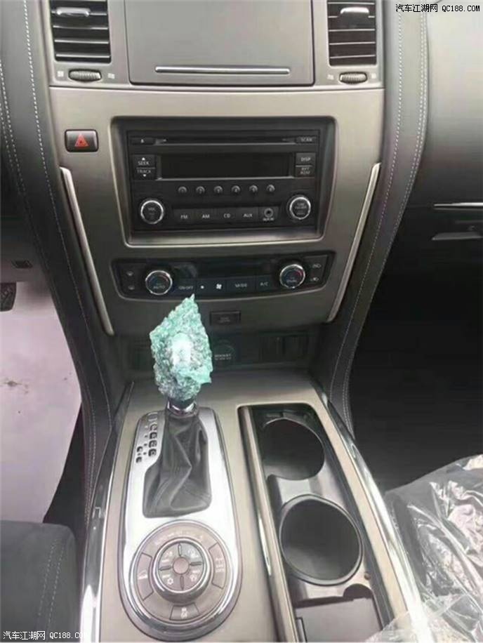 平行进口18款中东版尼桑途乐Y62试驾