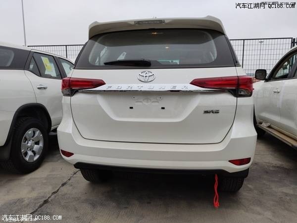 18款进口丰田穿越者2700七座硬派SUV价格