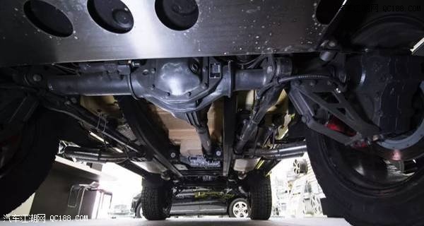 2018款奔驰G500 4×4²蓝色黄色现车实拍