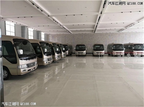 不甘平凡随心改装 丰田考斯特配置详解