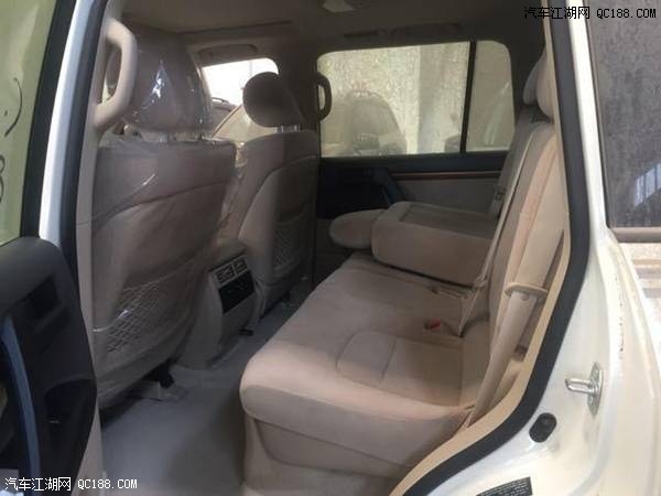 18款丰田兰德酷路泽4600中东版现车解读