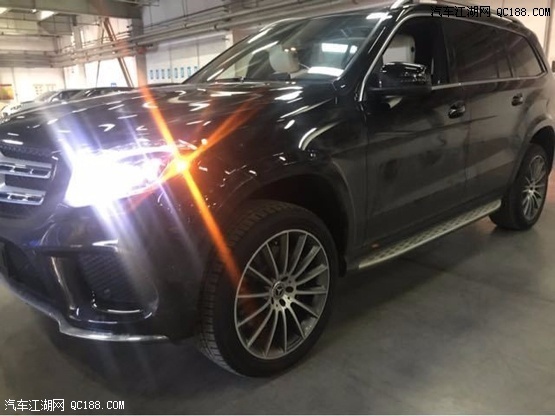 18款奔驰GLS450 3.0T V6双涡加规版报价
