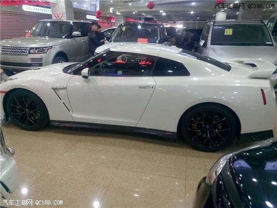 18款日产尼桑战神GTR 3.8TT白色现车价格