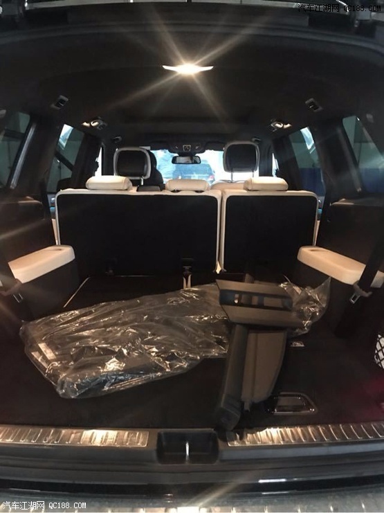 18款奔驰GLS450 3.0T V6双涡加规版报价