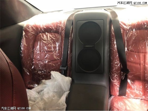 “战神”级别跑车18款日产GT-R性能体验