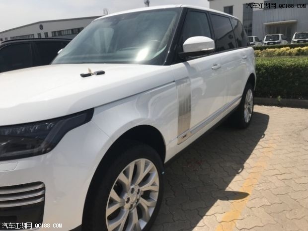 18款进口路虎揽胜行政3.0创世加长版体验