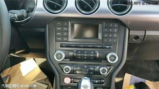 18款福特野马2.3T自动黑色美版现车实拍