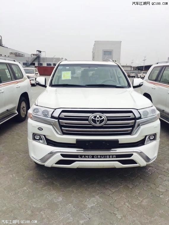 18款丰田酷路泽4000中东版现车到店实拍