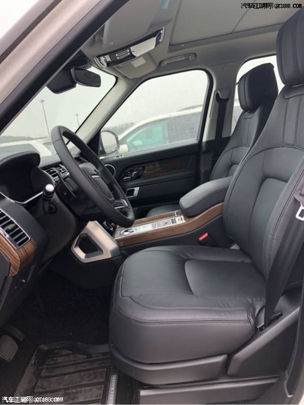 18款路虎揽胜行政3.0柴油HSE报价解析