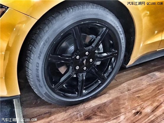 2018款福特野马2.3T 10速自动美规版价格