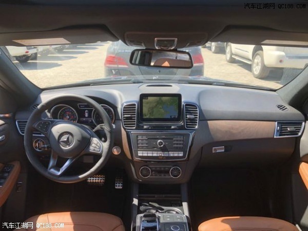 2018款进口车加版奔驰GLE400价格解读
