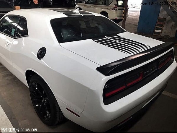 2018款进口车道奇挑战者3.6L性能体验