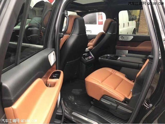 18款林肯领航员3.5TT七座加规版现车实拍