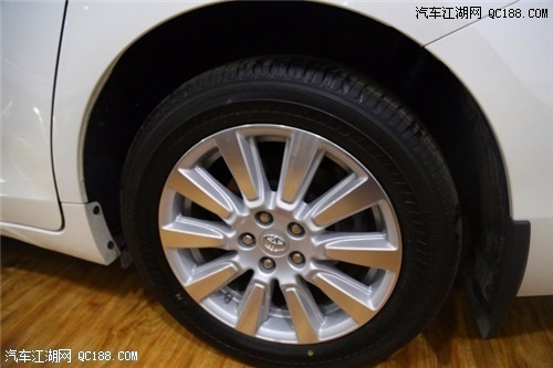 18款丰田塞纳3.5L四驱商务车加规版报价