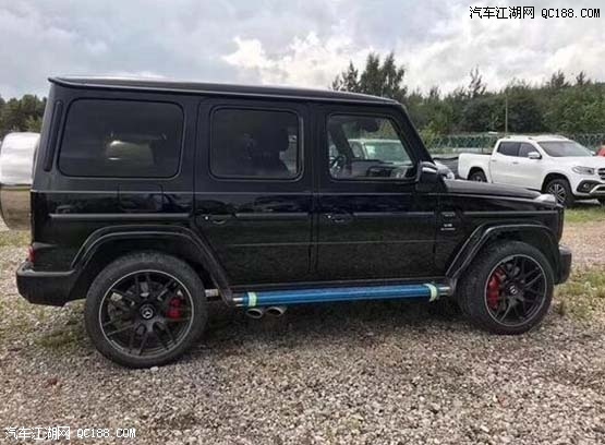 19款奔驰G63加版V8双涡轮增压试驾解读