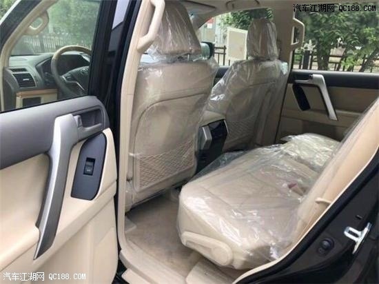18款霸道4000VX外挂真皮版顶配现车实解