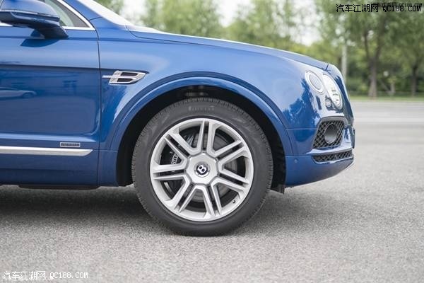 贵族专属越野SUV 18款宾利添越报价行情
