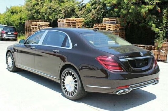 2018款奔驰S560 4.0T V8双涡长轴版体验