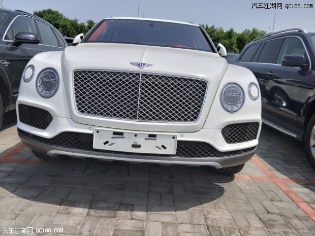 18款平行进口欧规版宾利添越现车报价