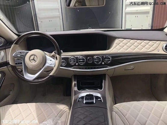 2018款奔驰S560 4.0T V8双涡长轴版体验