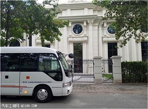 不甘平凡随心改装 丰田考斯特配置详解