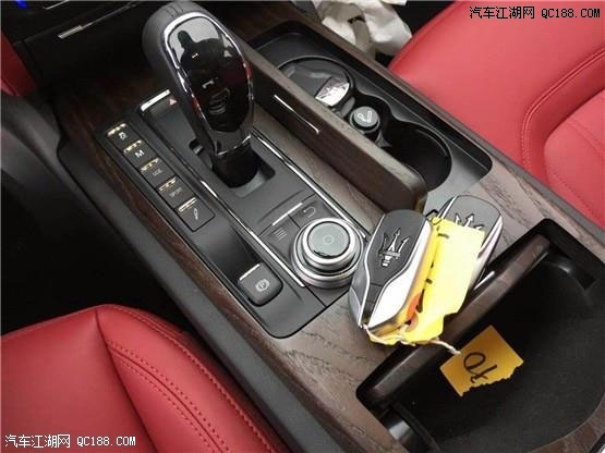 2018款玛莎拉蒂总裁白外红内运动版评测