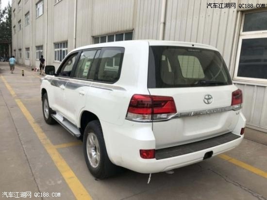 2018款丰田酷路泽4000陆巡SUV中东版评测