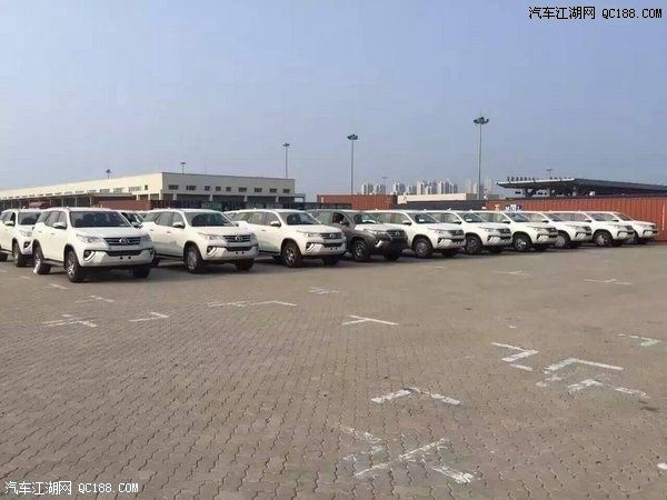 18款进口丰田穿越者2700 2.7L中东版解读