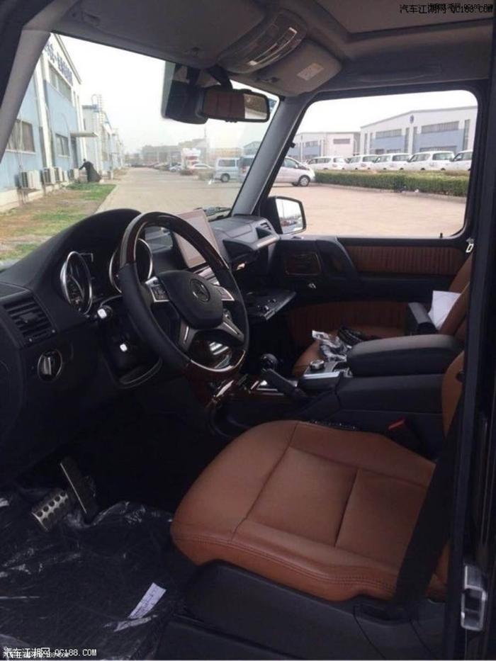 一身钢筋铁骨 2018款墨版奔驰G500实测