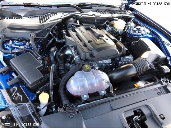 2018款福特野马2.3T蓝色实车到店实解