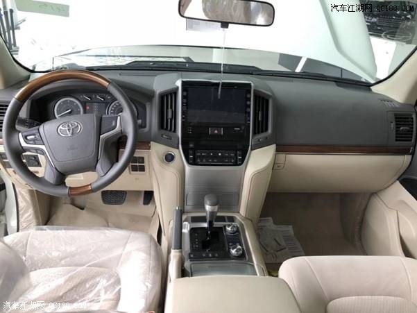 18款丰田酷路泽4500双油双备中东版报价