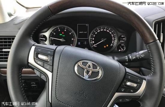 18款酷路泽5700中东版全车镀铬图片详解