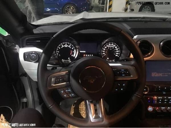 2018款福特野马2.3T 10速跑车美规版报价