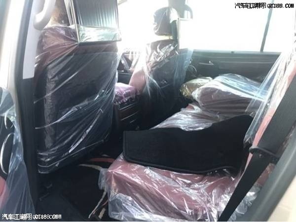 18款雷克萨斯LX570金/红中东版现车价格