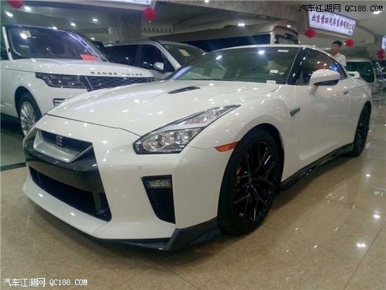 18款日产尼桑战神GTR 3.8TT白色现车价格