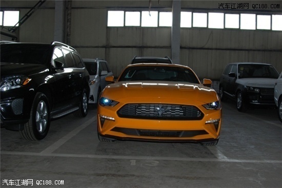 18款福特野马2.3T自动黑色美版现车实拍