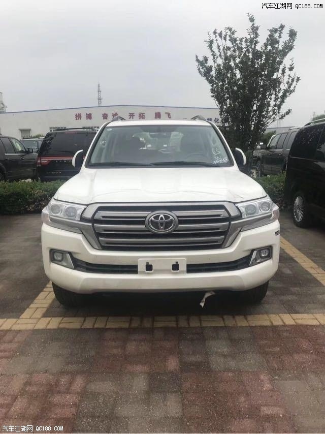 18款中东版丰田兰德酷路泽4000价格解读