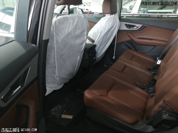 2018款进口车奥迪Q7加版2.0T配置解读
