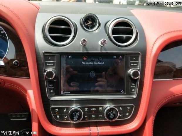 18款平行进口欧规版宾利添越现车报价