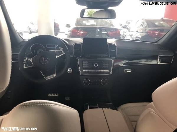 18款奔驰GLS63AMG 5.5L七座SUV现车报价
