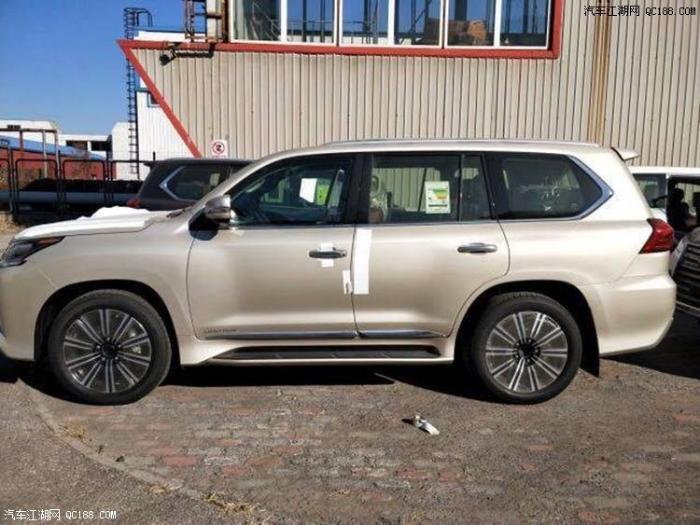 2018款中东版雷克萨斯LX570八座版报价