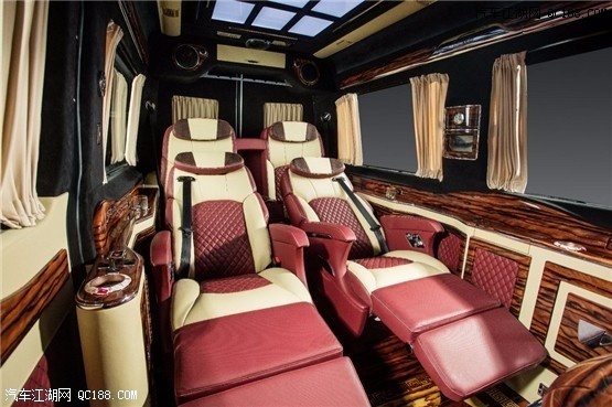 环保省油低排放 新款奔驰斯宾特优惠报价