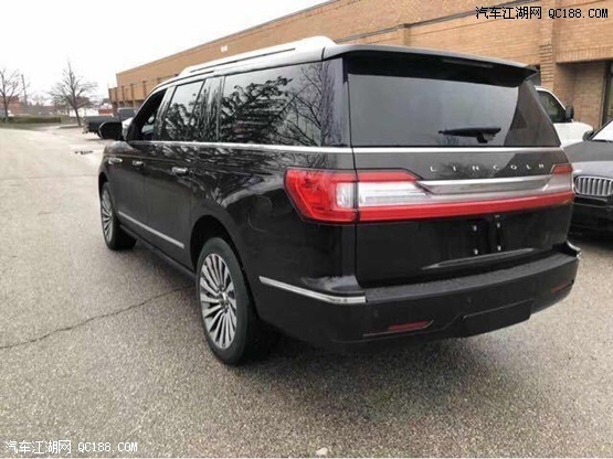 18款林肯领航员3.5TT七座加规版现车实拍