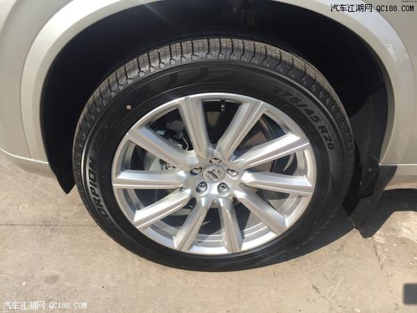 主打安全的SUV 18款沃尔沃XC90加版报价