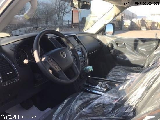 18款日产尼桑途乐Y62 4.0排量越野车价格